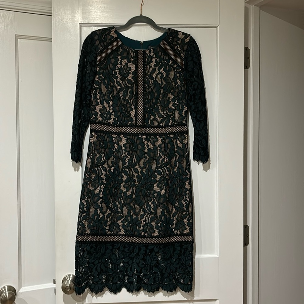 Vince Camuto green and beige lace cocktail dress (8)